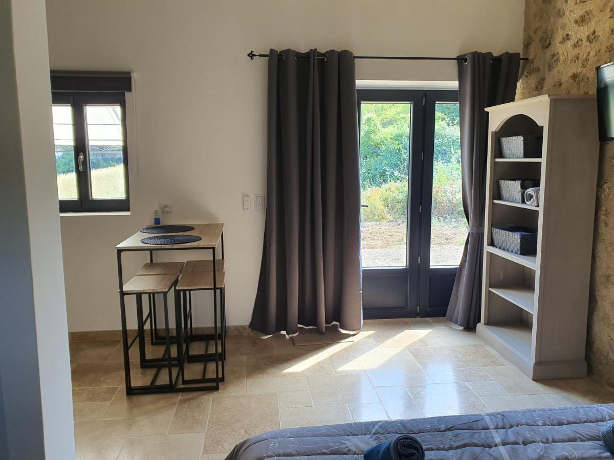 Bastide Bellugue Maison D'Hotes Reseau Bienvenue A La Ferme A 3 Minutes De Lourmarin กาเดอเนต์ ภายนอก รูปภาพ