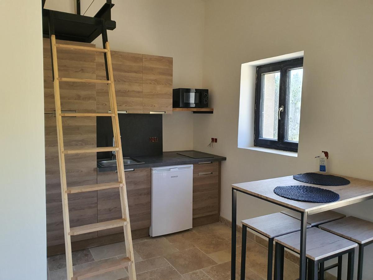 Bastide Bellugue Maison D'Hotes Reseau Bienvenue A La Ferme A 3 Minutes De Lourmarin กาเดอเนต์ ภายนอก รูปภาพ