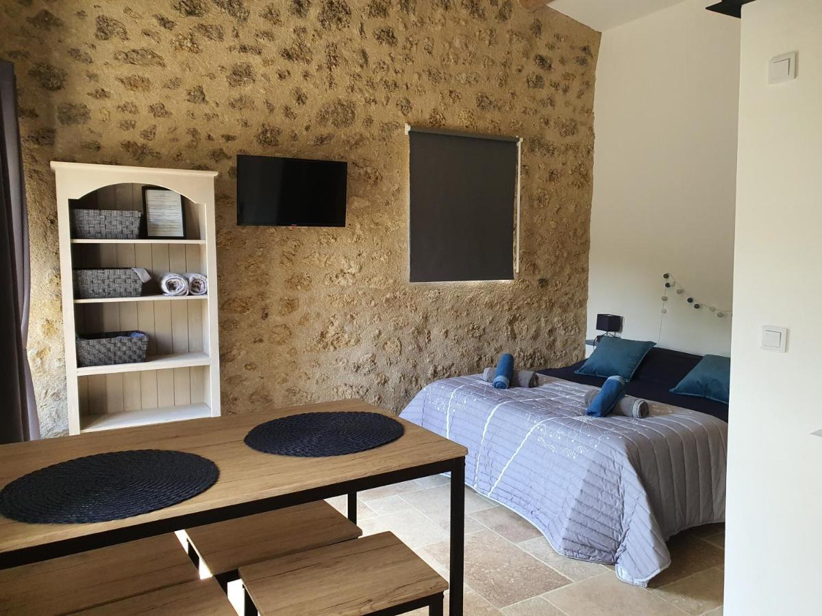 Bastide Bellugue Maison D'Hotes Reseau Bienvenue A La Ferme A 3 Minutes De Lourmarin กาเดอเนต์ ภายนอก รูปภาพ